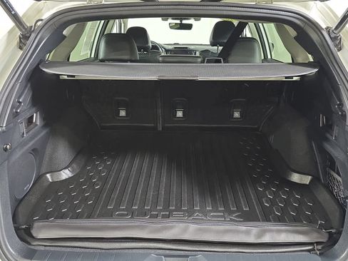 Used 2022 Subaru Outback Limited XT image 13