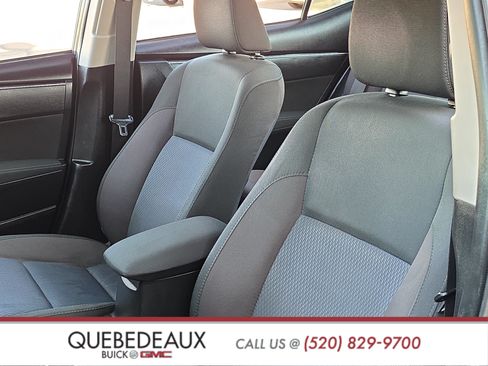Used 2017 Toyota Corolla LE FWD image 11
