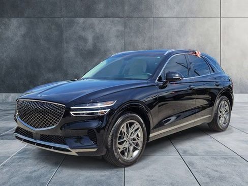 Used 2024 Genesis GV70 2.5T Advanced w/ Advanced Package AWD/4WD image 2