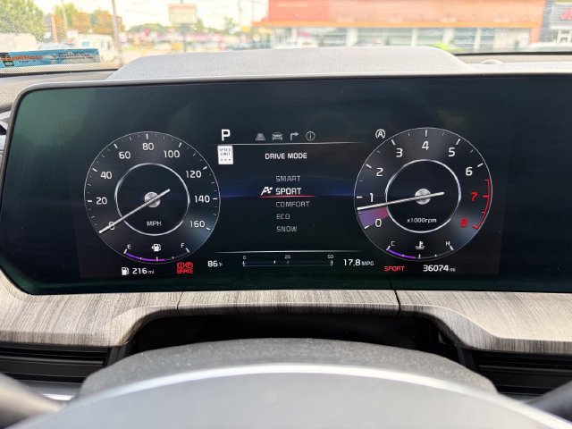 Certified 2024 Kia Telluride SX Prestige AWD/4WD image 38
