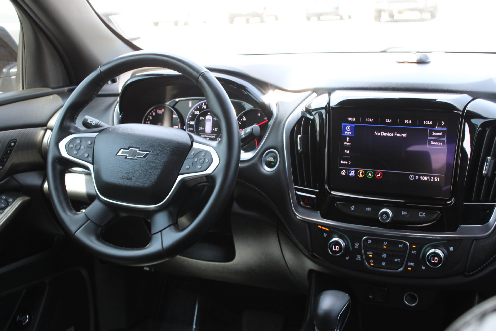Used 2023 Chevrolet Traverse Premier w/ Redline Edition FWD image 28