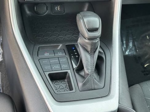 Used 2024 Toyota RAV4 XLE w/ Weather Package AWD/4WD image 20