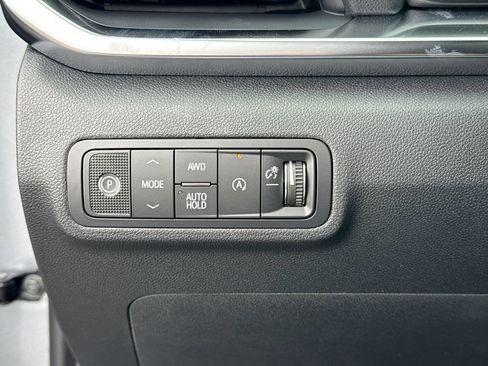 New 2027 GMC Terrain Elevation w/ Technology Package II AWD/4WD image 18