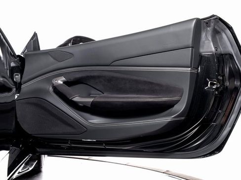 Certified 2021 Ferrari F8 Tributo image 57