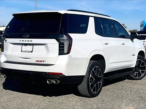 Used 2025 Chevrolet Tahoe RST w/ Comfort Package image 2