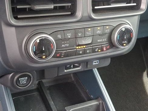 Certified 2024 Ford Maverick Lariat w/ Black Appearance Package FWD image 15