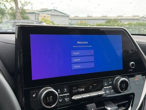 New 2026 Toyota Highlander XLE AWD/4WD image 25