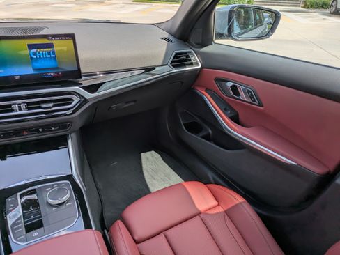 Used 2023 BMW 330i Sedan w/ Driving Assistance Package RWD image 15