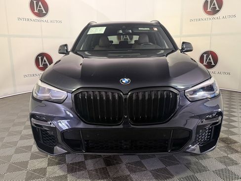 Used 2022 BMW X5 xDrive40i w/ M Sport Package image 2