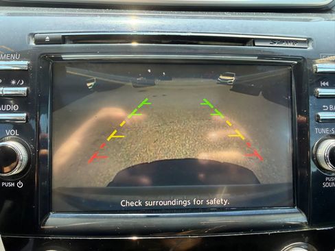 Used 2017 Nissan Murano SV w/ Premium Package FWD image 24