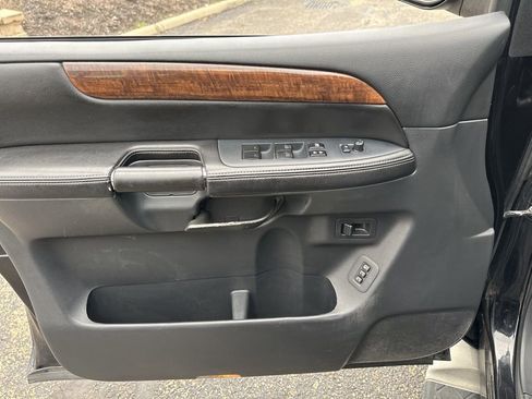 Used 2014 Nissan Armada 4WD image 45