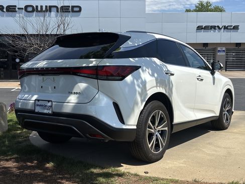 Used 2025 Lexus RX 350 Premium w/ Accessory Package (Z1) image 10