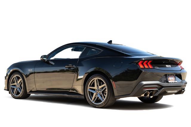 Used 2024 Ford Mustang GT Premium RWD image 4