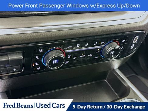 Used 2025 Chevrolet Silverado 1500 High Country image 18