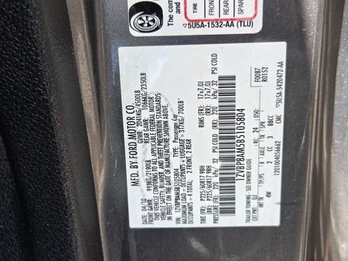 Used 2011 Ford Mustang Premium w/ Comfort Pkg RWD image 19
