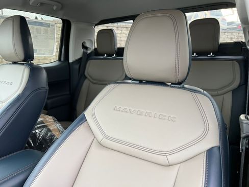 New 2025 Ford Maverick Lariat w/ 4K Tow Package AWD/4WD image 13