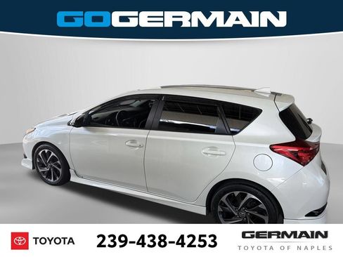 Used 2018 Toyota Corolla iM FWD image 10