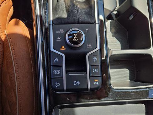 Certified 2023 Kia Sorento SX Prestige AWD/4WD image 29