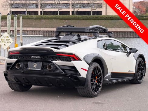 Used 2024 Lamborghini Huracan Sterrato image 5