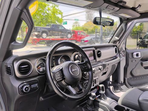 Used 2020 Jeep Wrangler Unlimited Sport S AWD/4WD image 50