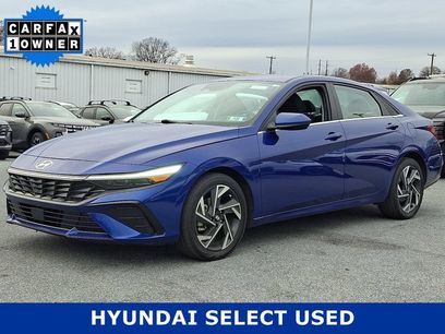 Used 2024 Hyundai Elantra SEL w/ Convenience Package