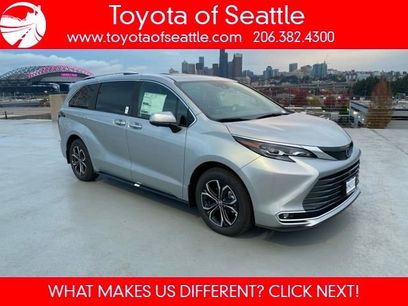 New 2025 Toyota Sienna Platinum