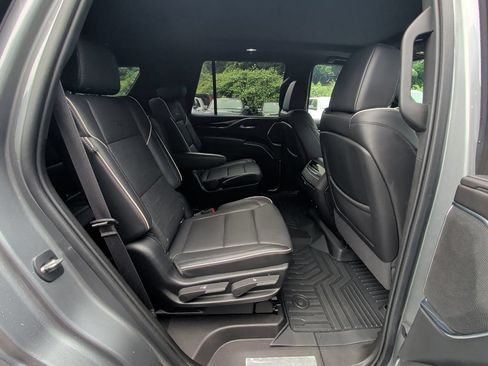 Used 2021 Cadillac Escalade Sport w/ LPO, ONYX Package AWD/4WD image 18