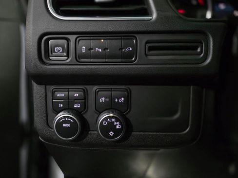 Used 2021 Chevrolet Tahoe LS image 30