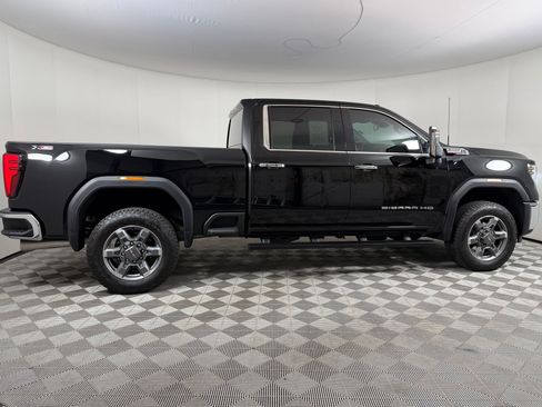 Used 2026 GMC Sierra 2500 SLT w/ SLT Convenience Package AWD/4WD image 7
