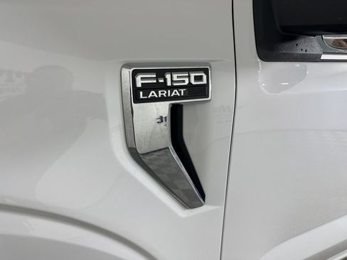 Used 2025 Ford F150 Lariat w/ FX4 Off-Road Package image 43