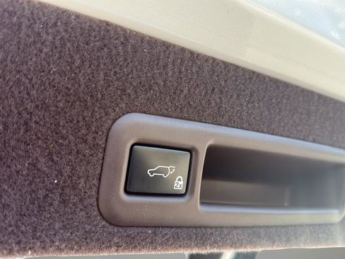 Used 2018 Lexus RX 350 AWD w/ Premium Package image 19