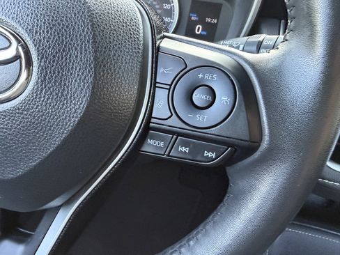 Used 2021 Toyota Corolla SE w/ Carpet Mat Package (TMS) FWD image 34
