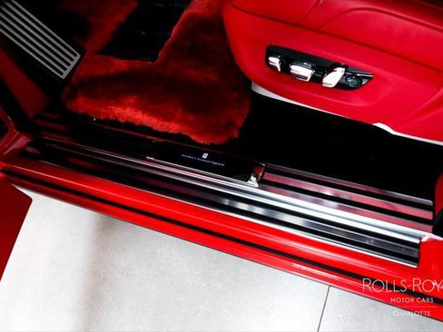 Certified 2024 Rolls-Royce Phantom Extended Wheelbase w/ The Phantom Package image 17