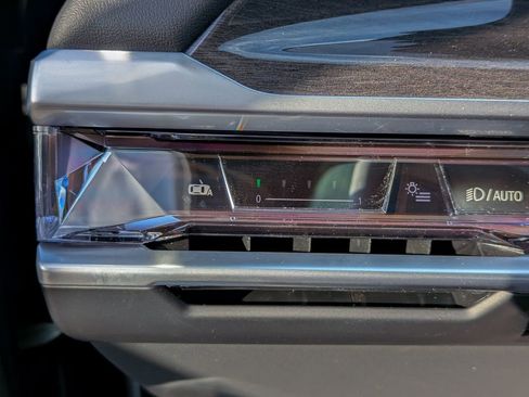 New 2026 BMW 740i xDrive AWD/4WD image 24