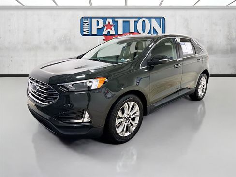 Used 2024 Ford Edge Titanium image 3