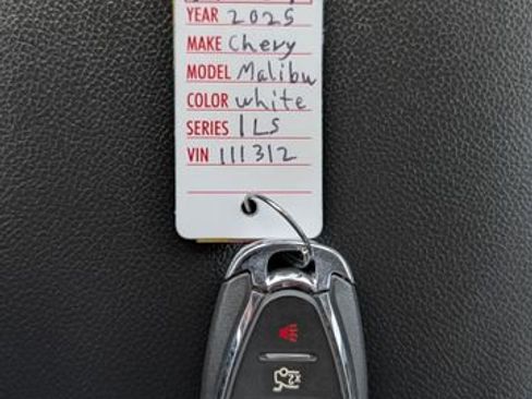 Used 2025 Chevrolet Malibu LS FWD image 49