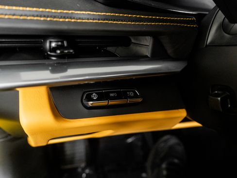 Used 2025 Chevrolet Corvette Z06 image 34