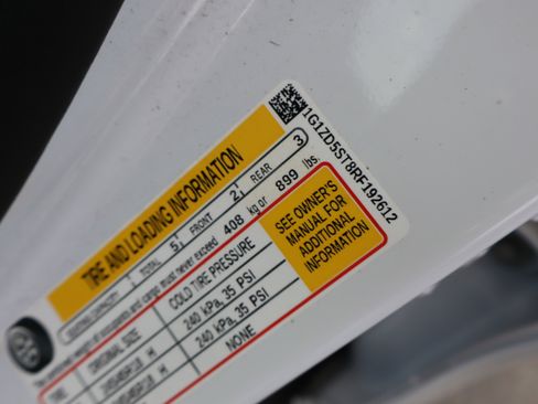 Used 2024 Chevrolet Malibu LT image 23