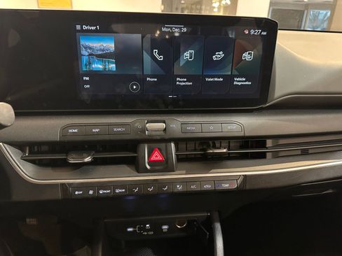 Used 2025 Kia K4 LXS image 21