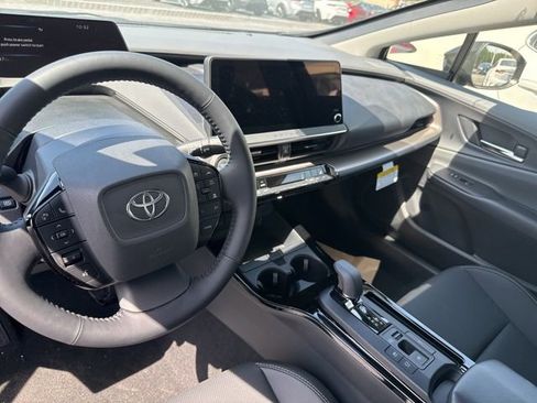 New 2026 Toyota Prius XLE FWD image 5