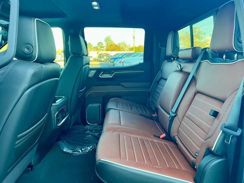 New 2026 GMC Sierra 1500 Denali Ultimate image 11