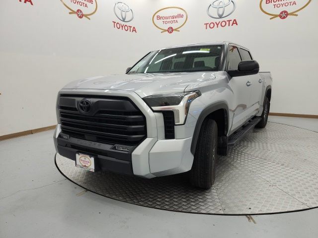 Used 2025 Toyota Tundra SR5 w/ SX Package RWD image 2