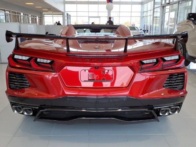 Used 2026 Chevrolet Corvette Stingray Convertible RWD image 4