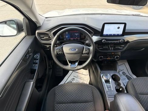 Used 2023 Ford Escape Active AWD/4WD image 17