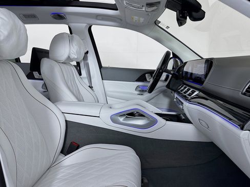New 2026 Mercedes-Benz Maybach GLS 600 4MATIC image 7