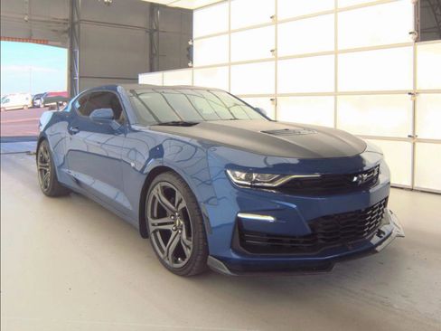Used 2020 Chevrolet Camaro SS image 4