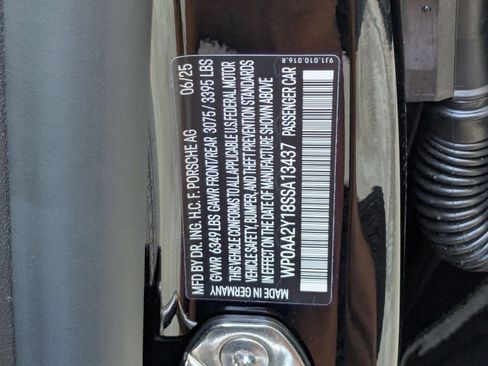 New 2025 Porsche Taycan image 30