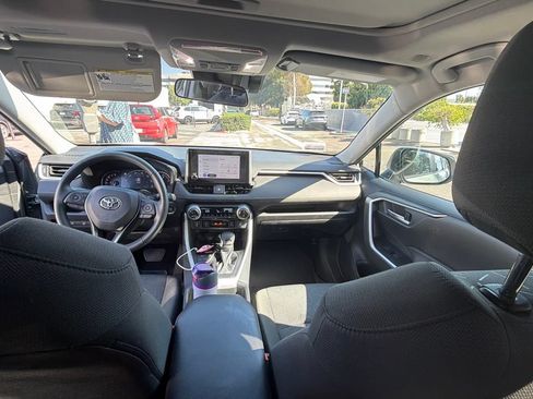 Used 2023 Toyota RAV4 XLE w/ Convenience Package FWD image 5