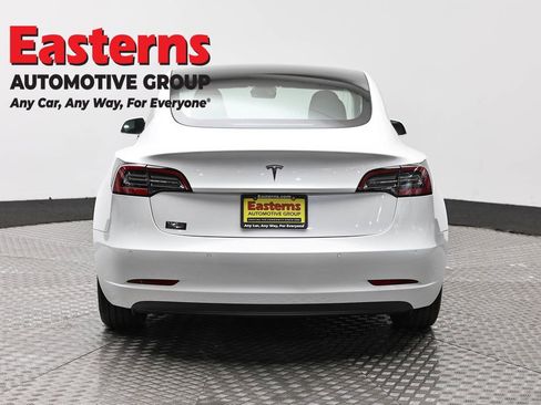 Used 2020 Tesla Model 3 Standard Range Plus image 6