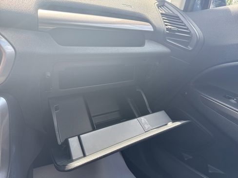 Used 2022 Ford EcoSport SE w/ SE Convenience Package image 26